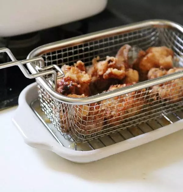 揚げ物上達への最短距離!「まとめ揚げ」&「二度揚げ」が簡単にかなう揚げざる活用法