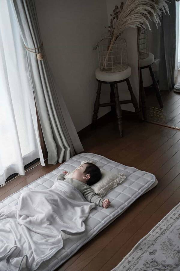 暑がりさんも、ぐっすりおやすみ。夏のお昼寝にぴったりなキッズひんやり寝具のはなし【インスタグラマーさんのもの選び】[PR]