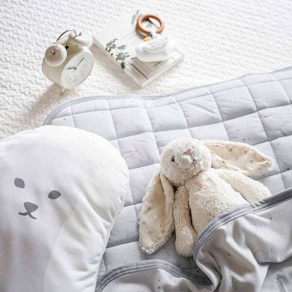 暑がりさんも、ぐっすりおやすみ。夏のお昼寝にぴったりなキッズひんやり寝具のはなし【インスタグラマーさんのもの選び】[PR]