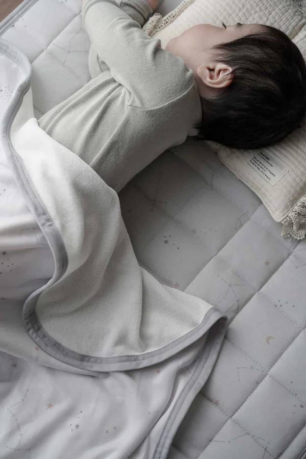 暑がりさんも、ぐっすりおやすみ。夏のお昼寝にぴったりなキッズひんやり寝具のはなし【インスタグラマーさんのもの選び】[PR]