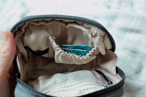 ミニバッグ派さんにもオススメ。小さな見た目以上の機能と収納力「bon momentのミニポーチ」[PR]