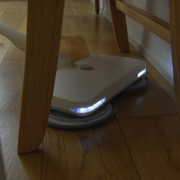 電動モップもコードレスの時代！階段、ベッド下、ペットの後始末、どこでも水拭きス～イスイ[PR]