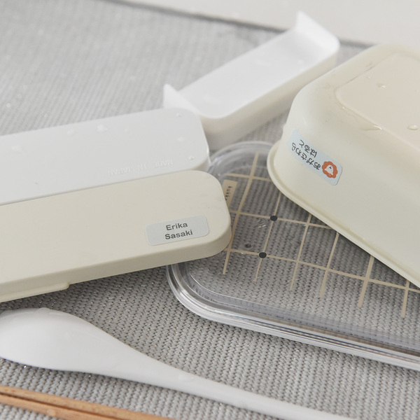 ついに登場！アンジェの北欧風お名前シールに「布に貼れるタイプ」できました[PR]