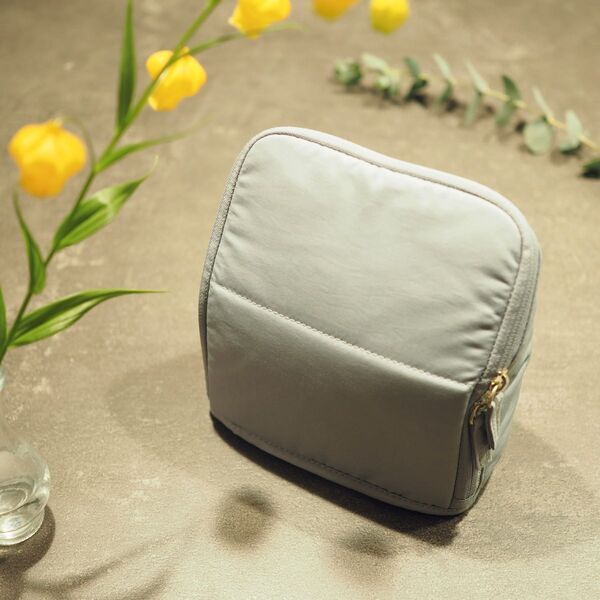 化粧のロスタイム失くなるかも？『ひと目でコスメが分かるポーチ』のスタッフレポ[PR]