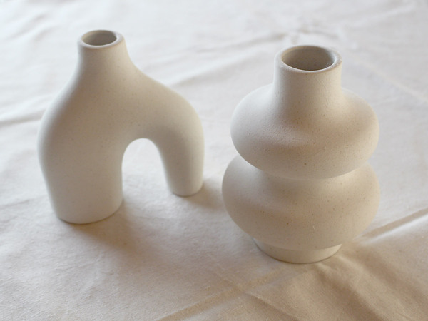 もっと気ままに。「オブジェにもなるフラワーベース」で、ゆるりと緑のある暮らし[PR]