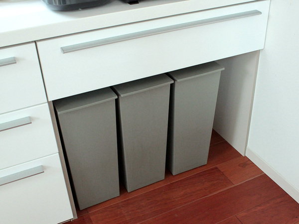 資源ゴミから日用品まで。家中の生活感をスタイリッシュに隠す「bon momentペーパーダストボックス」[PR]