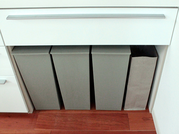 資源ゴミから日用品まで。家中の生活感をスタイリッシュに隠す「bon momentペーパーダストボックス」[PR]