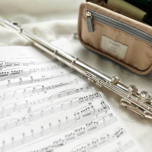 「こんな使い方もできるんです！」化粧ポーチの新しい使い道をスタッフがご紹介[PR]