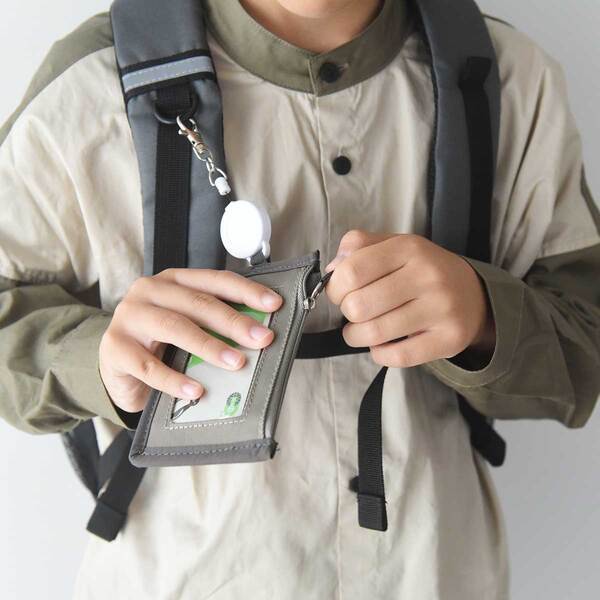 ガチャガチャ好きキッズも交通系ＩＣカードデビューにも。新作お財布＆定期入れがリニューアル登場！[PR]