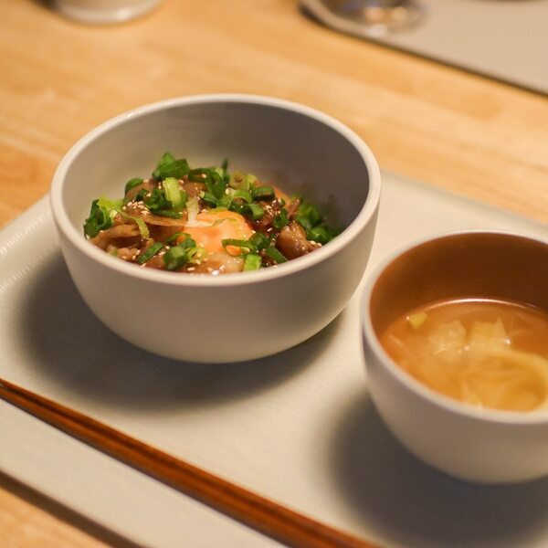 インスタグラマーさんの食卓から学ぶ、夏バテ予防の献立アイディア。ボンモマンのどんぶり＆汁椀が大活躍！[PR]