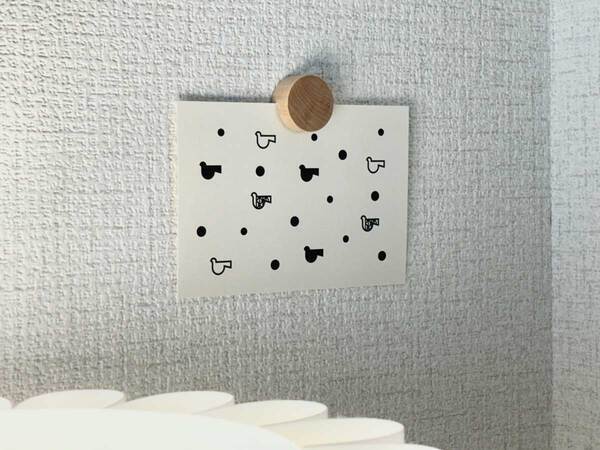 サッと10秒！気軽にプチ模様替え「天然木のピクチャークリップ」[PR]