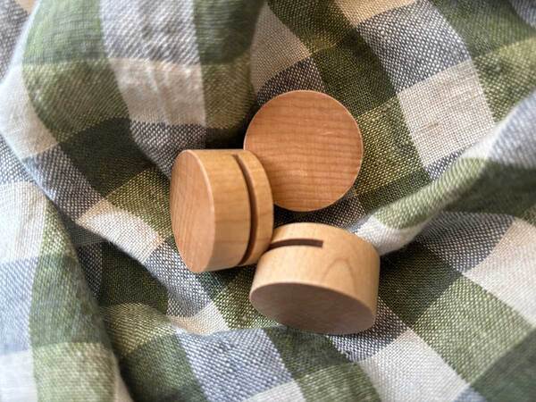 サッと10秒！気軽にプチ模様替え「天然木のピクチャークリップ」[PR]