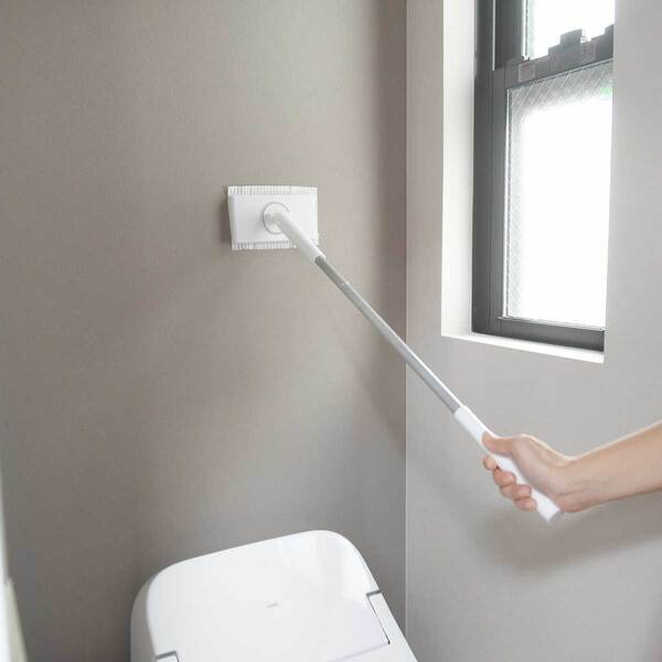 トイレ掃除の全イヤイヤを解決する、小回りヘッドの「ノータッチトイレワイパー」新登場！[PR]