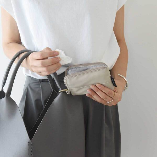 暮らしの質をちょっとUPさせる、洗えるフェイクレザーポーチ新作2種[PR]