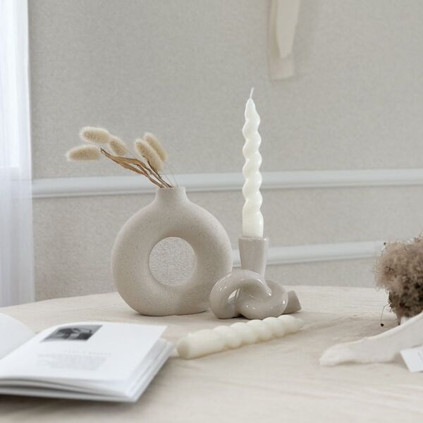 「誰でも簡単に洗練インテリア」で注目のフラワーベース。インスタグラマーさんはこんな組み合わせで使っています[PR]