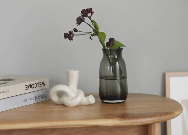 「誰でも簡単に洗練インテリア」で注目のフラワーベース。インスタグラマーさんはこんな組み合わせで使っています[PR]