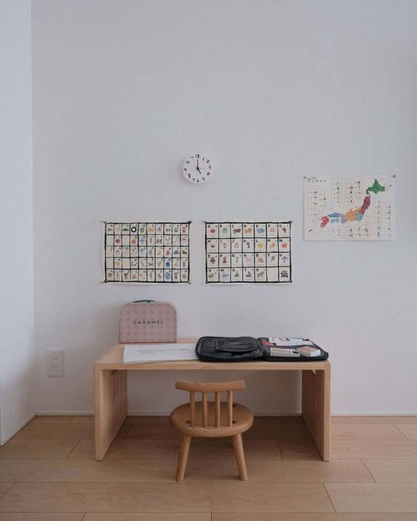 子どものお絵描きグッズがすっきり片付く「収納バッグ」　整頓上手なママの使用レポ