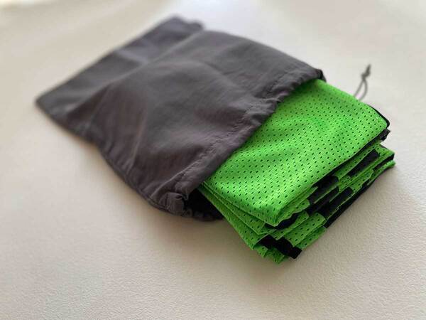 スポーツの後の汗のニオイ漏れを防ぐ！消臭ポーチ巾着型の使い方。[PR]