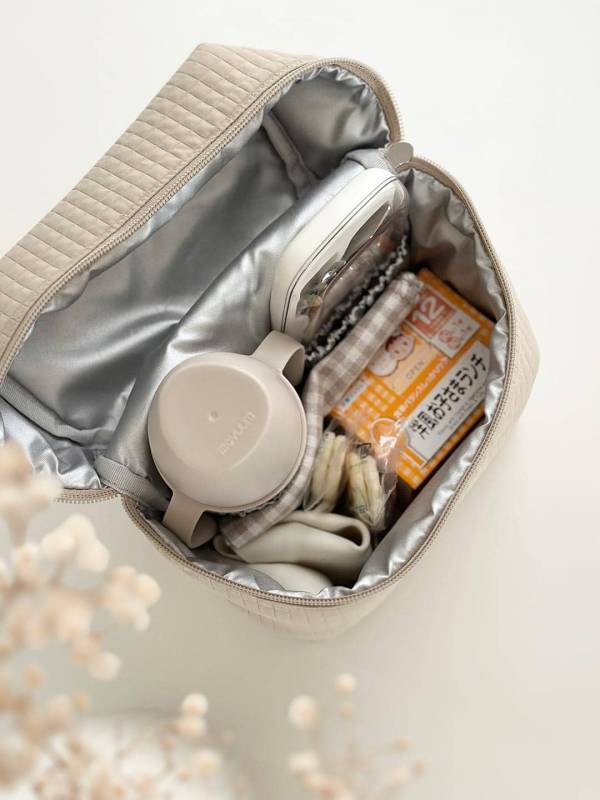 みんなの哺乳瓶ポーチの中身が知りたい！ 0歳〜4歳ママのインスタグラマーさんが、いつも持ち歩くお食事セットを教えてくれました[PR]