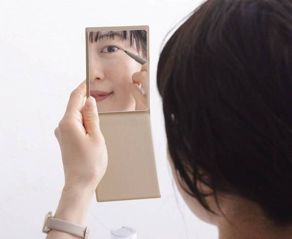 その肌色、本物ですか？ありのままを映す鏡で「自分に似合う色」を再発見【インスタグラマーさんのもの選び】[PR]