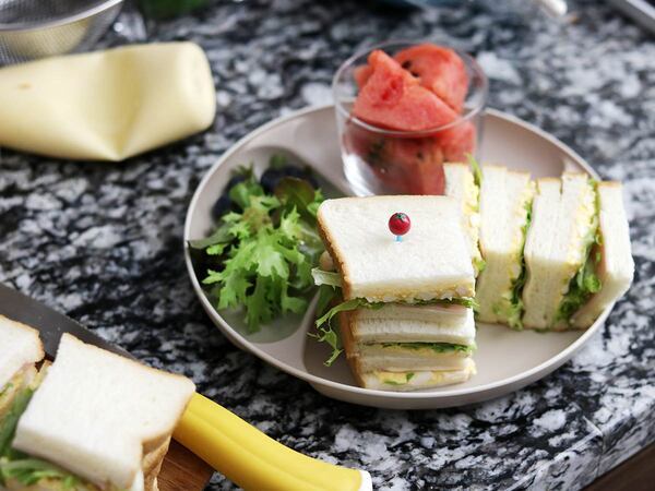 「今日のお昼はこれを食べてね」に最適な“仕切りプレート”とお手軽メニューのご紹介[PR]