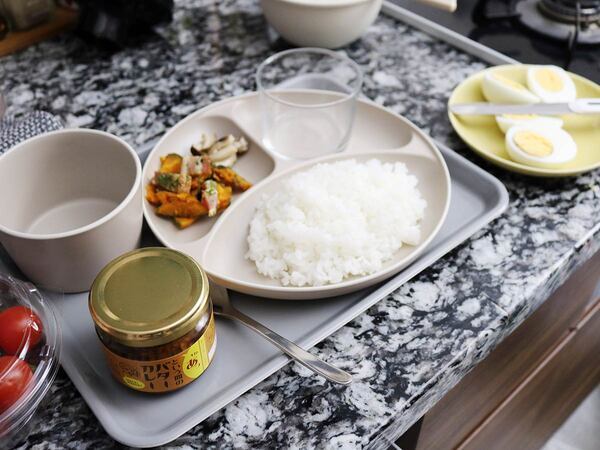 「今日のお昼はこれを食べてね」に最適な“仕切りプレート”とお手軽メニューのご紹介[PR]