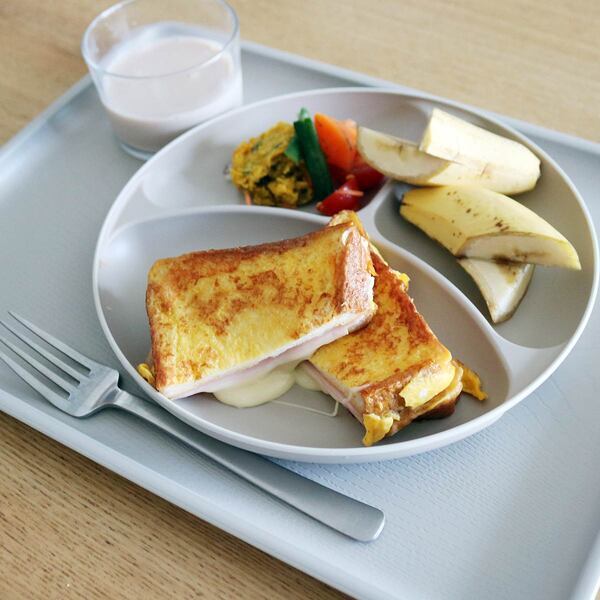 「今日のお昼はこれを食べてね」に最適な“仕切りプレート”とお手軽メニューのご紹介[PR]