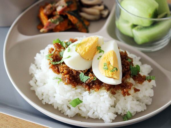 「今日のお昼はこれを食べてね」に最適な“仕切りプレート”とお手軽メニューのご紹介[PR]