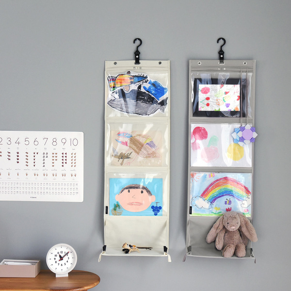 キッズ作品のお片付けコマッタを解決！ギャラリーのように飾って収納できる、作品収納ウォールポケット[PR]