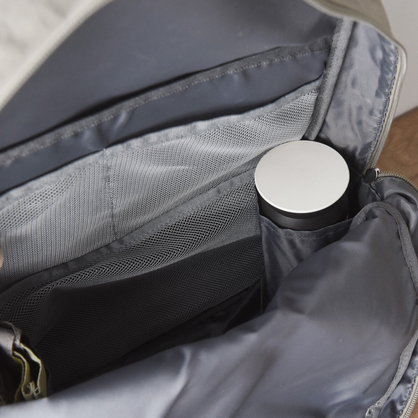 足取りまで軽くなる？！お出かけは、軽量＆機能性充実リュックで[PR]