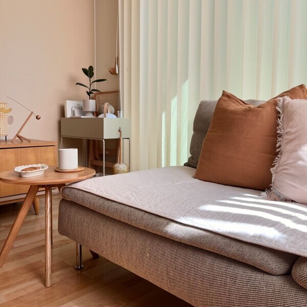 秒でプチ模様替え！お部屋のマンネリ解消も、敷くだけ・掛けるだけの「大人イブル」にお任せ【インスタグラマーさんのもの選び】[PR]