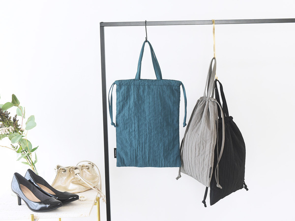 学校行事や冠婚葬祭、日常のあらゆるシーンで活躍する「シューズバッグ」をスタッフがレポート[PR]