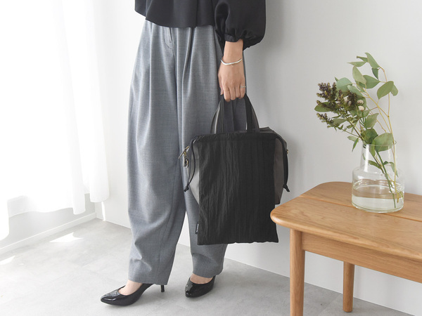 学校行事や冠婚葬祭、日常のあらゆるシーンで活躍する「シューズバッグ」をスタッフがレポート[PR]