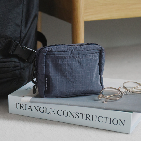 ファン多数！『タフかるポーチ』が選ばれる理由とは？愛用スタッフ3名のリアルレポート[PR]