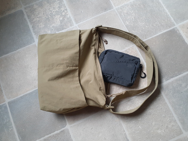 ファン多数！『タフかるポーチ』が選ばれる理由とは？愛用スタッフ3名のリアルレポート[PR]