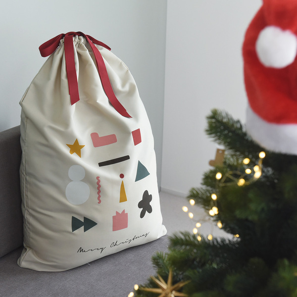 クリスマスのラッピングをとびきり可愛くラクチンにする『サンタさん袋』今年は3タイプで登場！[PR]