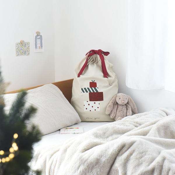 クリスマスのラッピングをとびきり可愛くラクチンにする『サンタさん袋』今年は3タイプで登場！[PR]