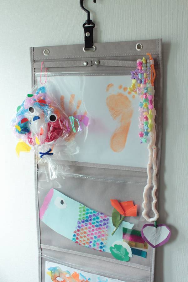 思い出の作品を、飾りながらスッキリ収納。「bon momentのウォールポケット」でキッズ・ギャラリーが完成！[PR]