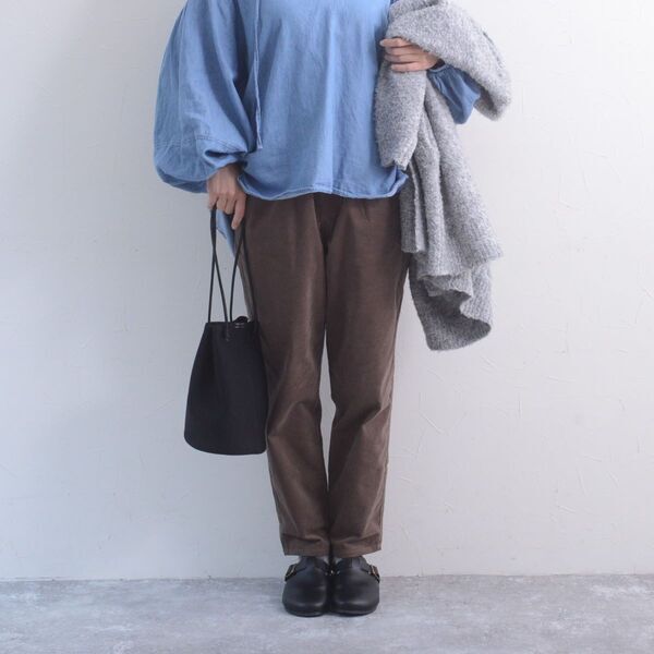 スッキリ派？ゆったり派？『コーデュロイパンツ』ではじめる秋冬満載コーデをご紹介！[PR]