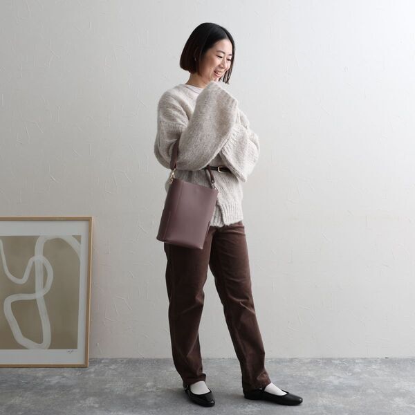 スッキリ派？ゆったり派？『コーデュロイパンツ』ではじめる秋冬満載コーデをご紹介！[PR]