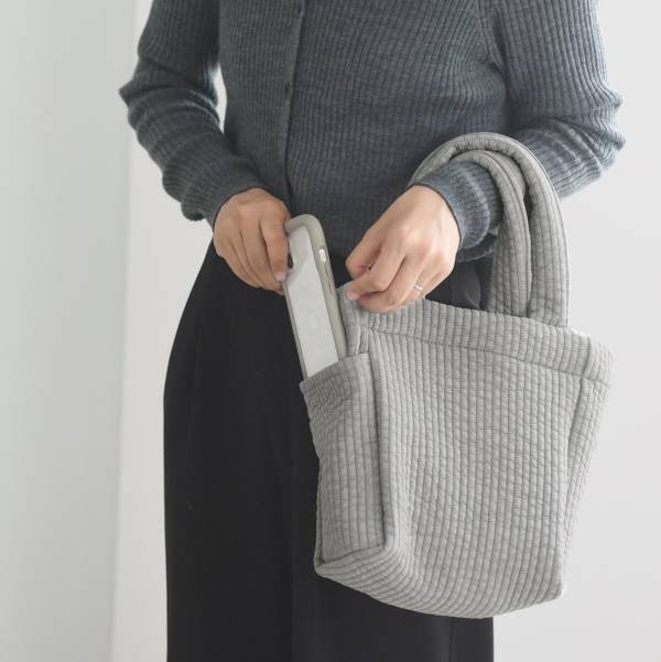 「ちょっとお出掛け」をアップデート！ヴィンテージ感のあるヌビ風バッグ【スタッフ愛用レポ】[PR]