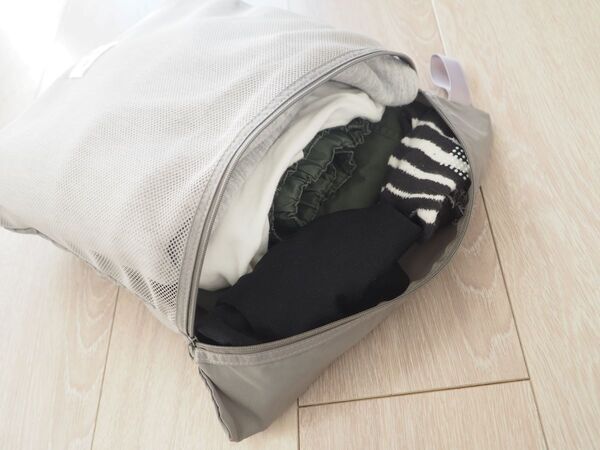 2泊3日の荷物がしっかり入る！ 小学校高学年向け「最強トラベルポーチ5点セット」　