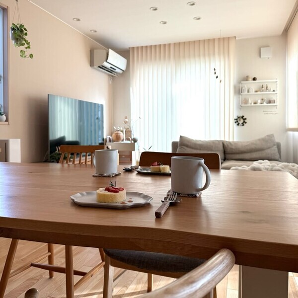 暮らしの中に「飽きない景色」をつくるコツ。“ちょっとアンティーク”を取り入れよう【インスタグラマーさんのもの選び】[PR]