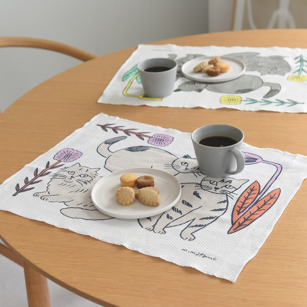 ネコ好きさんとゆる～く、新着「ネコアイテム」4つを愛でる回。小さなお菓子と雑貨たち