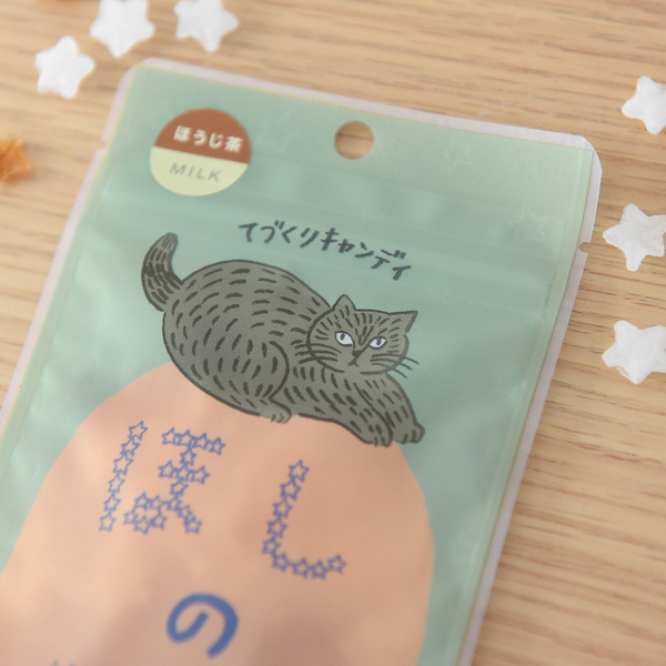 ネコ好きさんとゆる～く、新着「ネコアイテム」4つを愛でる回。小さなお菓子と雑貨たち