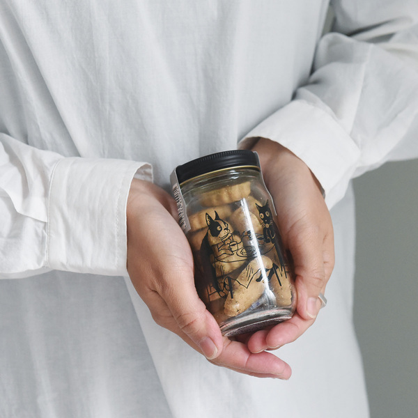 ネコ好きさんとゆる～く、新着「ネコアイテム」4つを愛でる回。小さなお菓子と雑貨たち