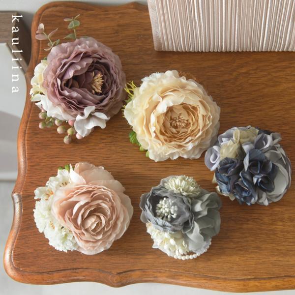 シンプルスタイルに華やぎを。“ハレの日コーデ”は洗練の小物選びから[PR]