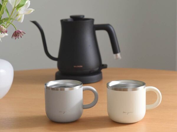 冬こそ大切な水分補給、熱々のお湯がすぐ飲み頃になる「白湯マグ」スタッフの使い方をご紹介[PR]