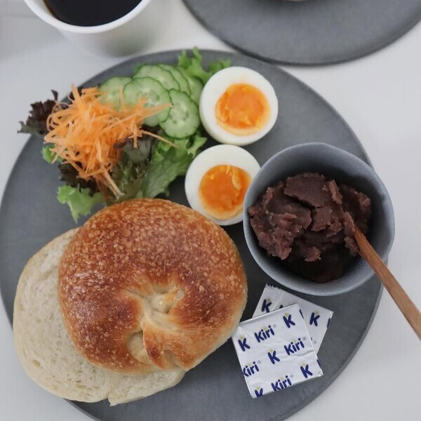 インスタグラマーさんの間でも、まだまだ“愛用者の輪”拡大中！まな板になるお皿「チョップレート」[PR]