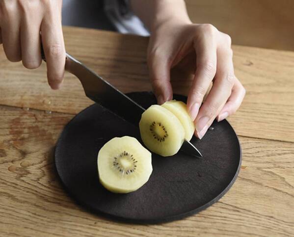 インスタグラマーさんの間でも、まだまだ“愛用者の輪”拡大中！まな板になるお皿「チョップレート」[PR]